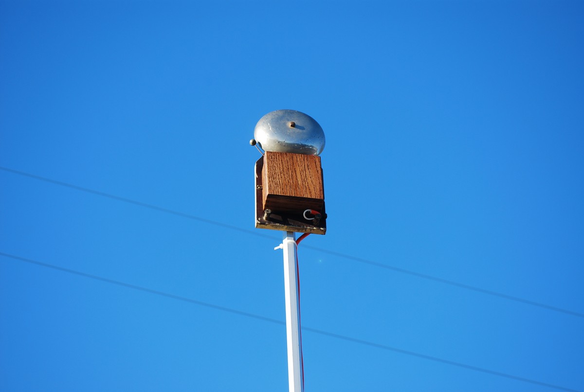 DSC_0175 HHS Bell-1st floorOH.jpg