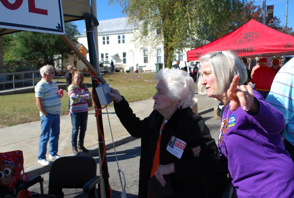 DSC_0211 Mrs. Greene, Debbie Stewart ToddOH.jpg