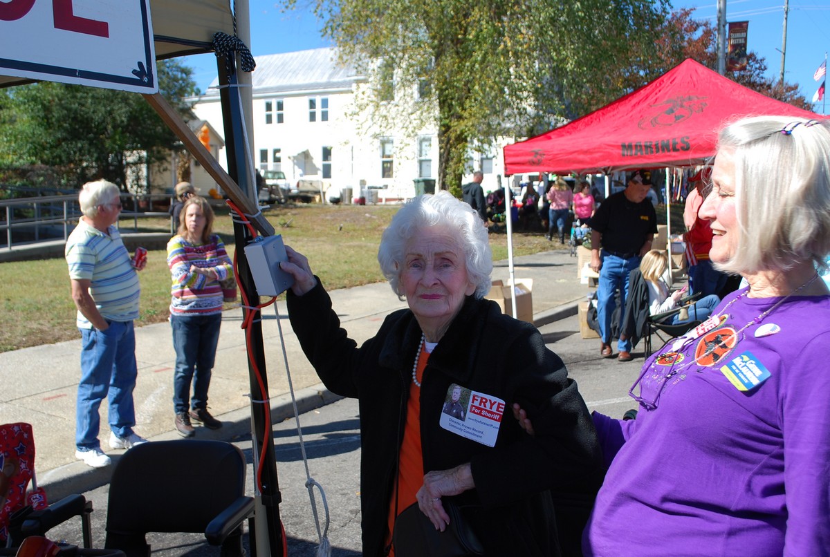 DSC_0212 Mrs. Greene, Debbie Stewart ToddOH.jpg