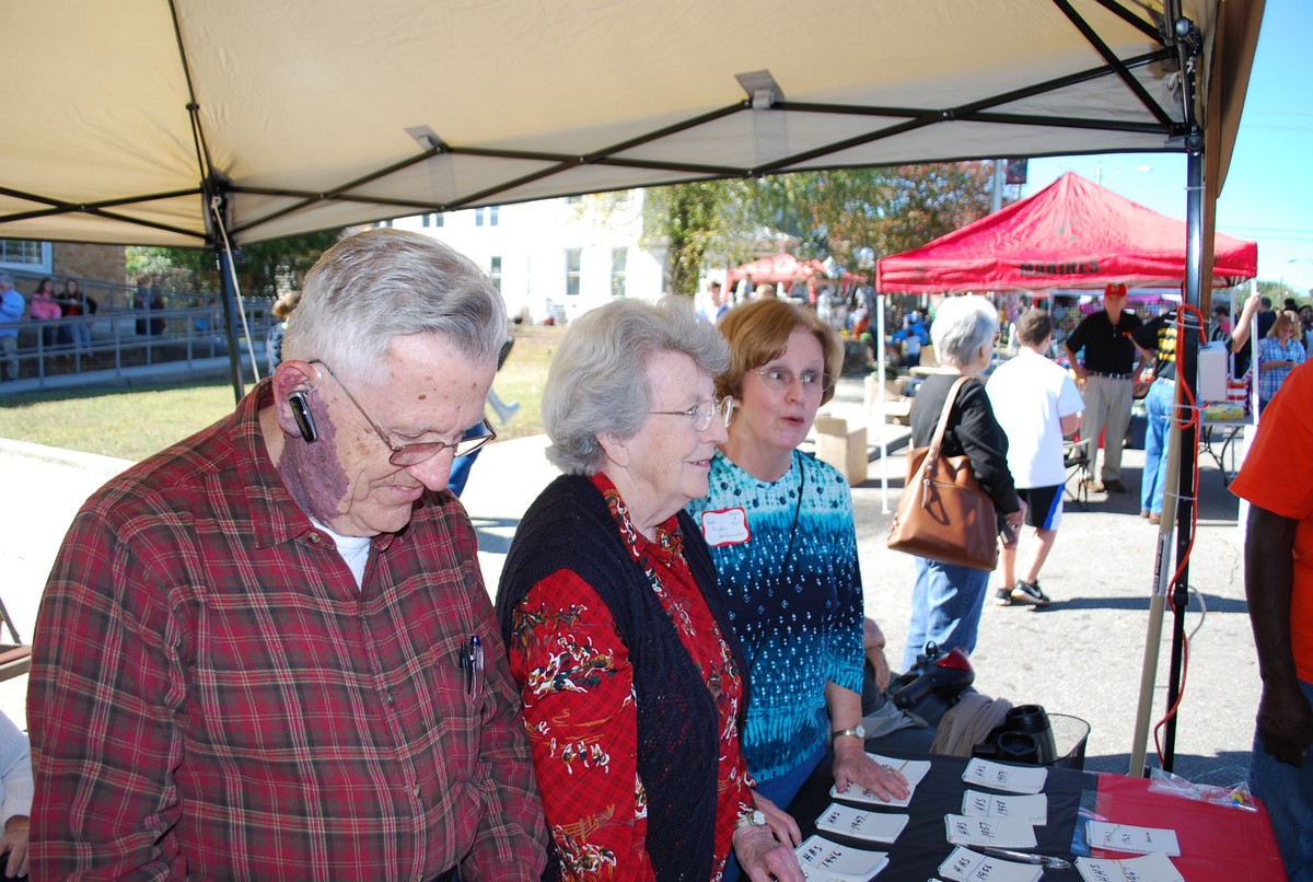 DSC_0252 Donald Preslar, Grace Preslar Rea , Beth Preslar McDonaldOH.jpg