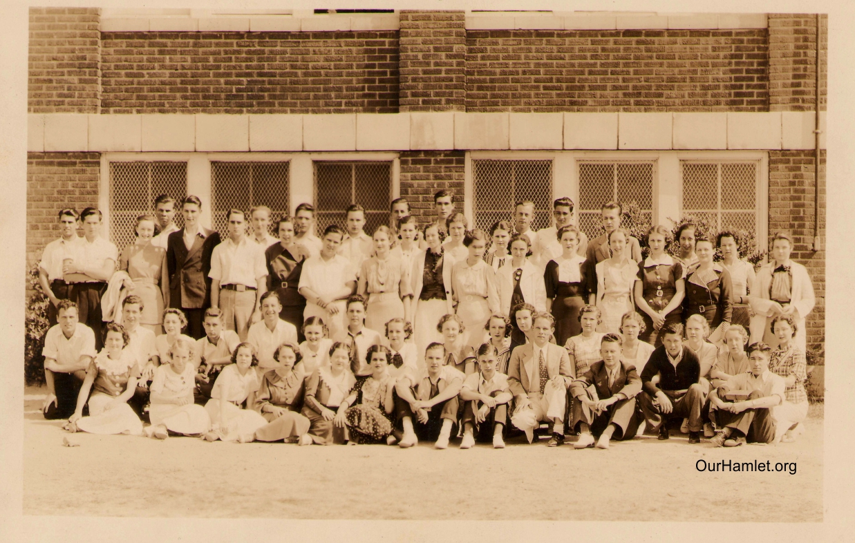 1935 HHS Class of 1935 picture OH.jpg