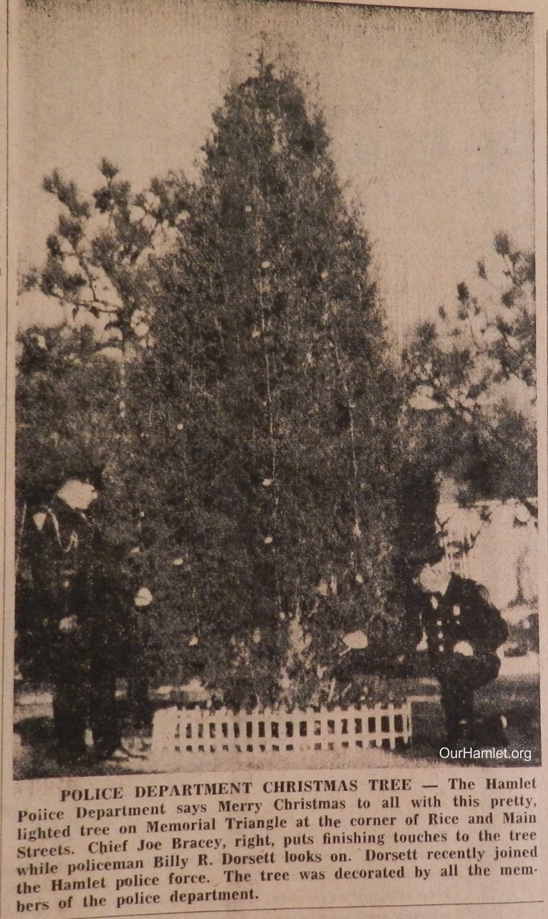 1957 Hamlet Christmas Tree OH.jpg