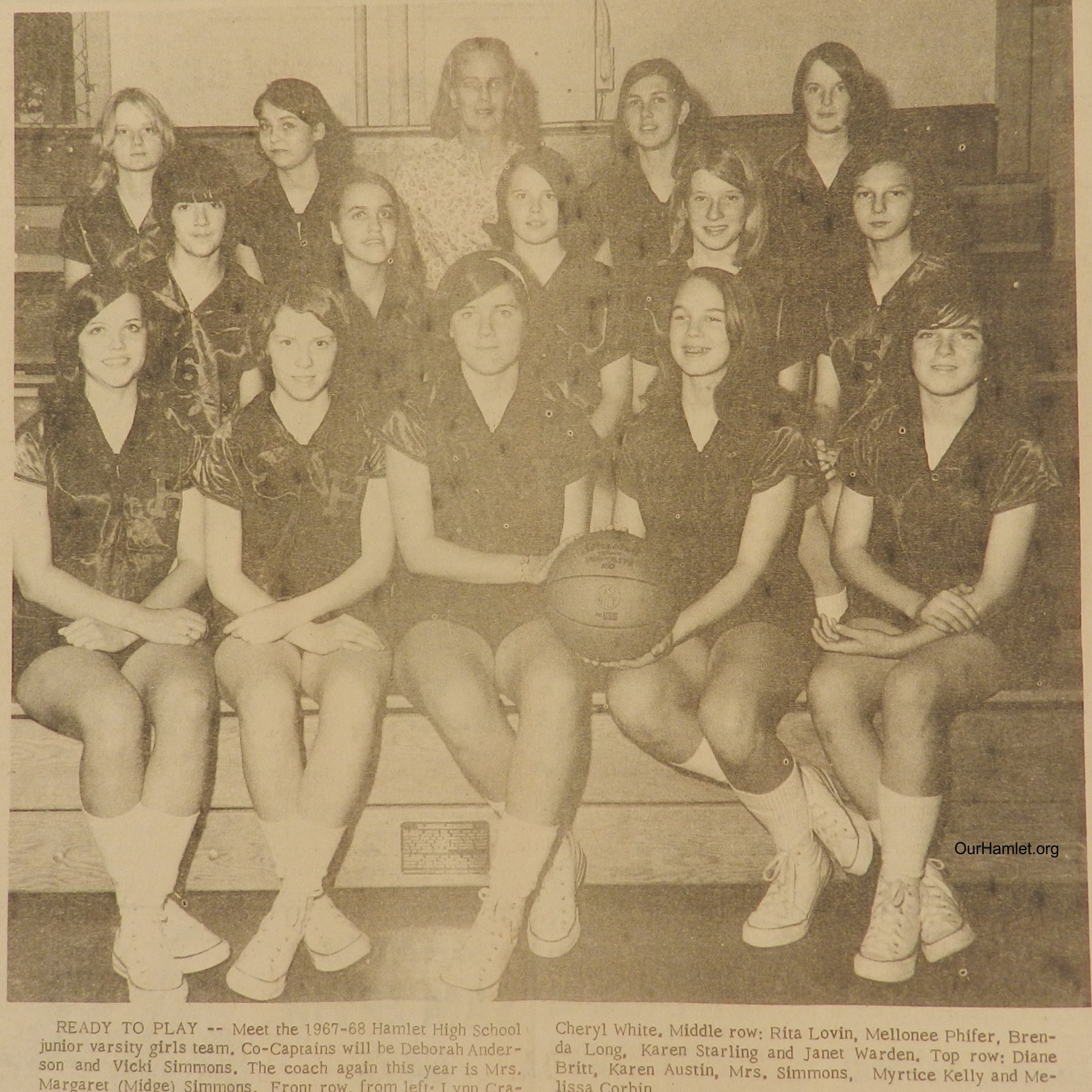 1967 HHS JV Pink Ewes OH.jpg