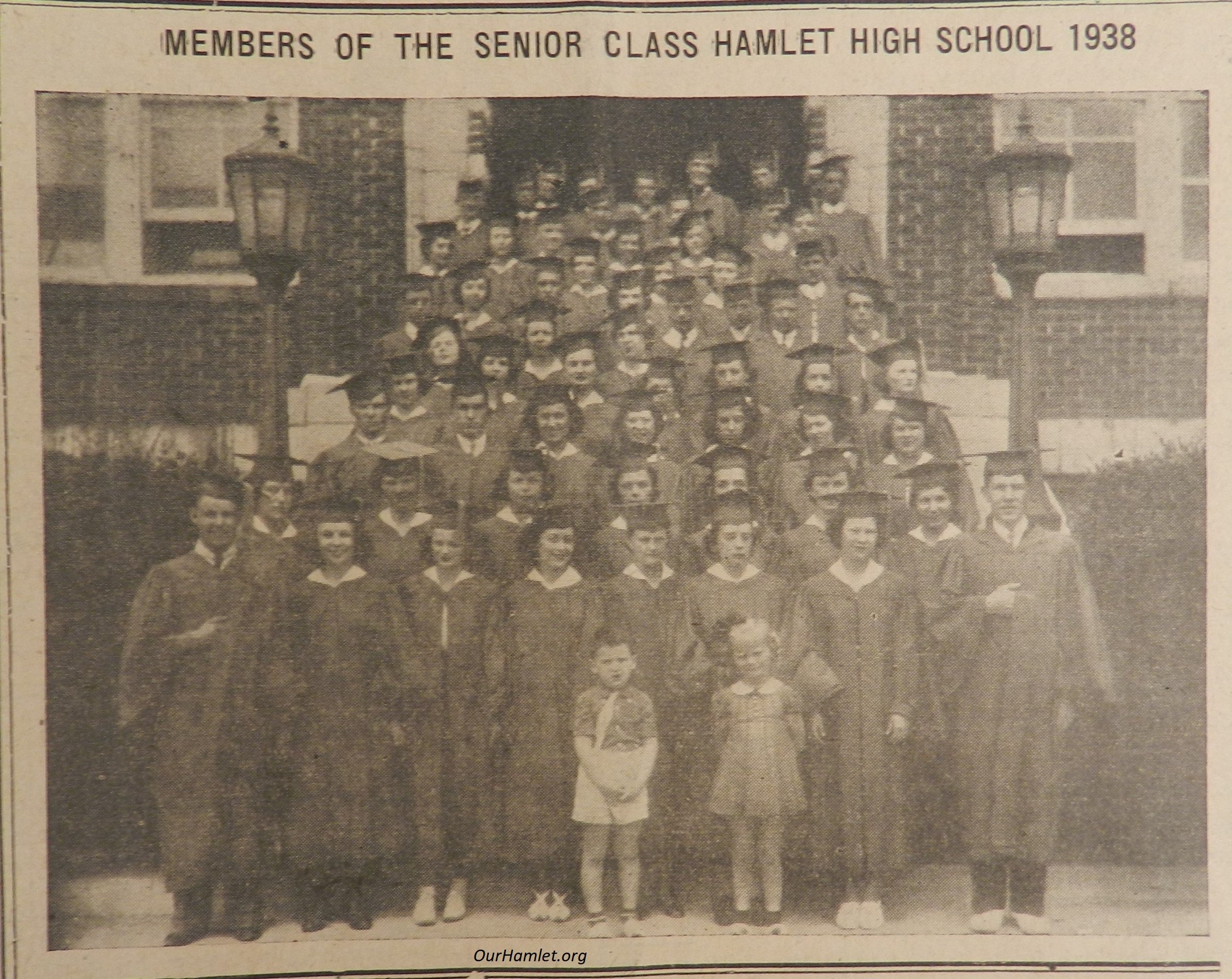 1938 HHS graduates OH.jpg