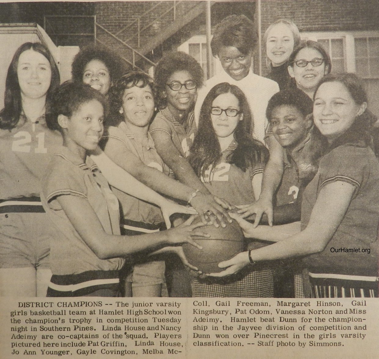 1971 HHS Pink Ewes JV OH.jpg